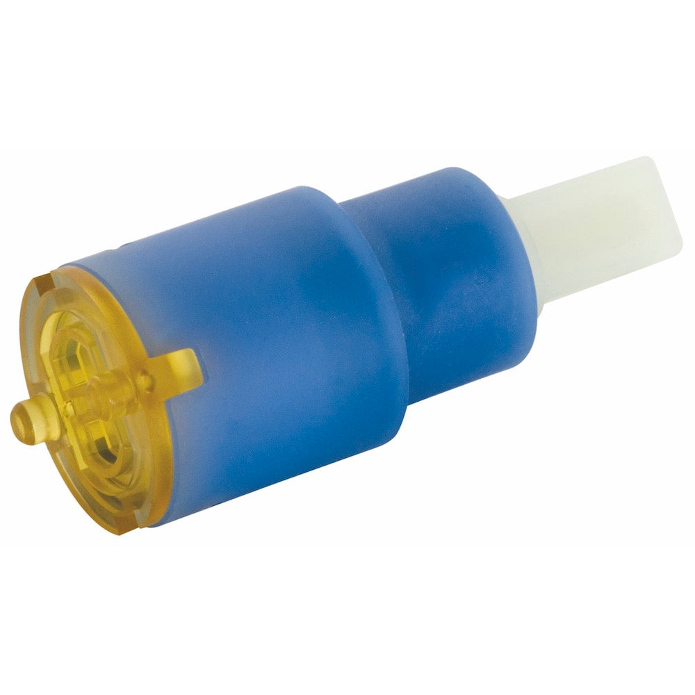 Das Alvito Ventil (neues Modell) für die Armatur Verona ist ein kleiner blau-gelber Kunststoffzylinder mit einer durchsichtigen gelben Kappe und weißer Düse, der für gefiltertes Wasser sorgt, abgebildet auf weißem Hintergrund.