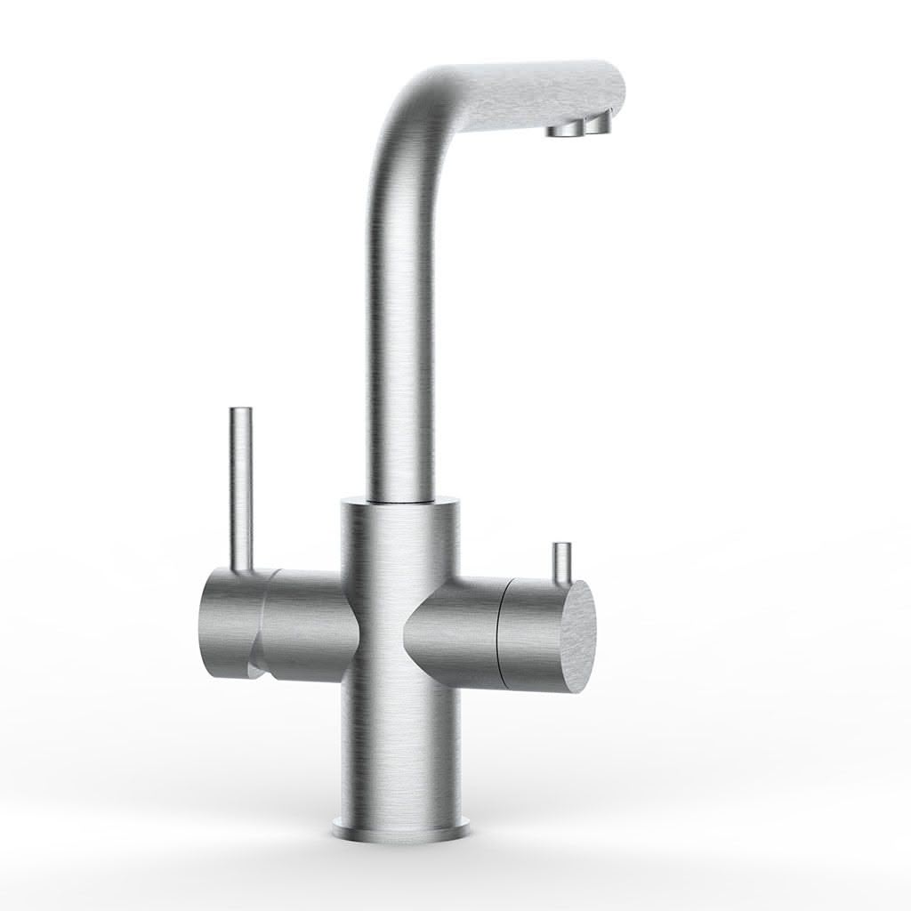 Der Lago 5-Wege-Wasserhahn Edelstahl matt gebürstet - niedrige Variante besticht durch sein schlichtes, modernes Design mit zwei zylindrischen Griffen, ideal für gefiltertes Wasser, und ist elegant auf weißem Grund abgebildet.