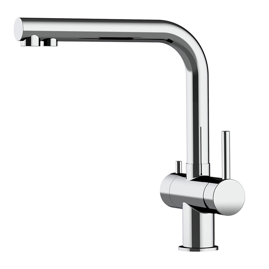 Der Atessa 3-Wege-Wasserhahn Edelstahl ist eine moderne Küchenarmatur in Chrom mit rechtwinkligem Auslauf und Einhebelgriff, isoliert auf weißem Hintergrund dargestellt.