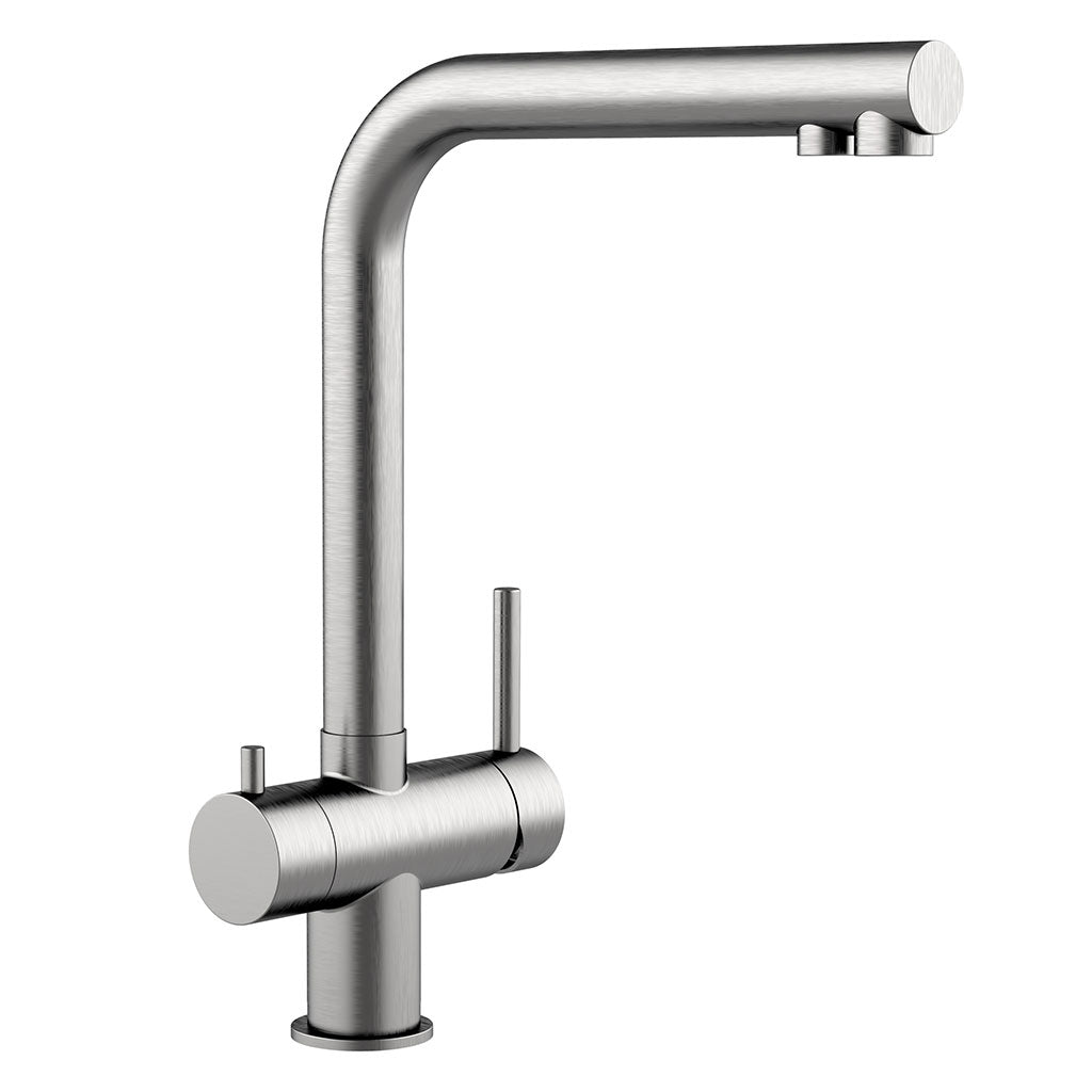 Der Atessa 3-Wege-Wasserhahn Edelstahl ist eine moderne Küchenarmatur mit hohem, eckigem Auslauf, Einhebelgriff und zylindrischem Sockel aus Edelstahl - ideal für moderne Spülen.