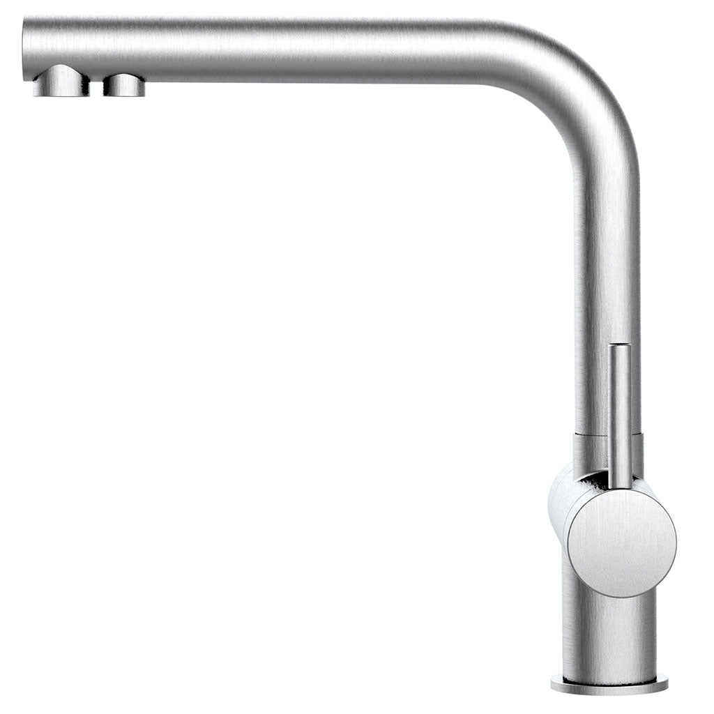 Die Atessa 3-Wege-Wasserhahn Edelstahl ist eine moderne Küchenarmatur aus Edelstahl, die sich durch ihr schlankes, kantiges Design und den Einhebelgriff vor einem weißen Hintergrund auszeichnet.